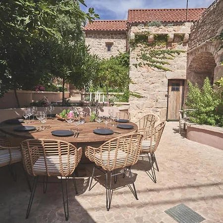 Antikes Weingut Oaza Vrbanj