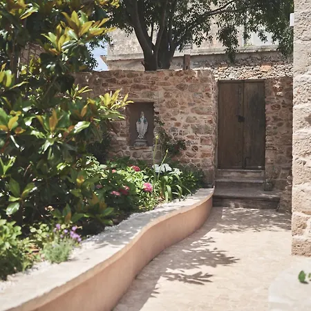 Villa Antikes Weingut Oaza